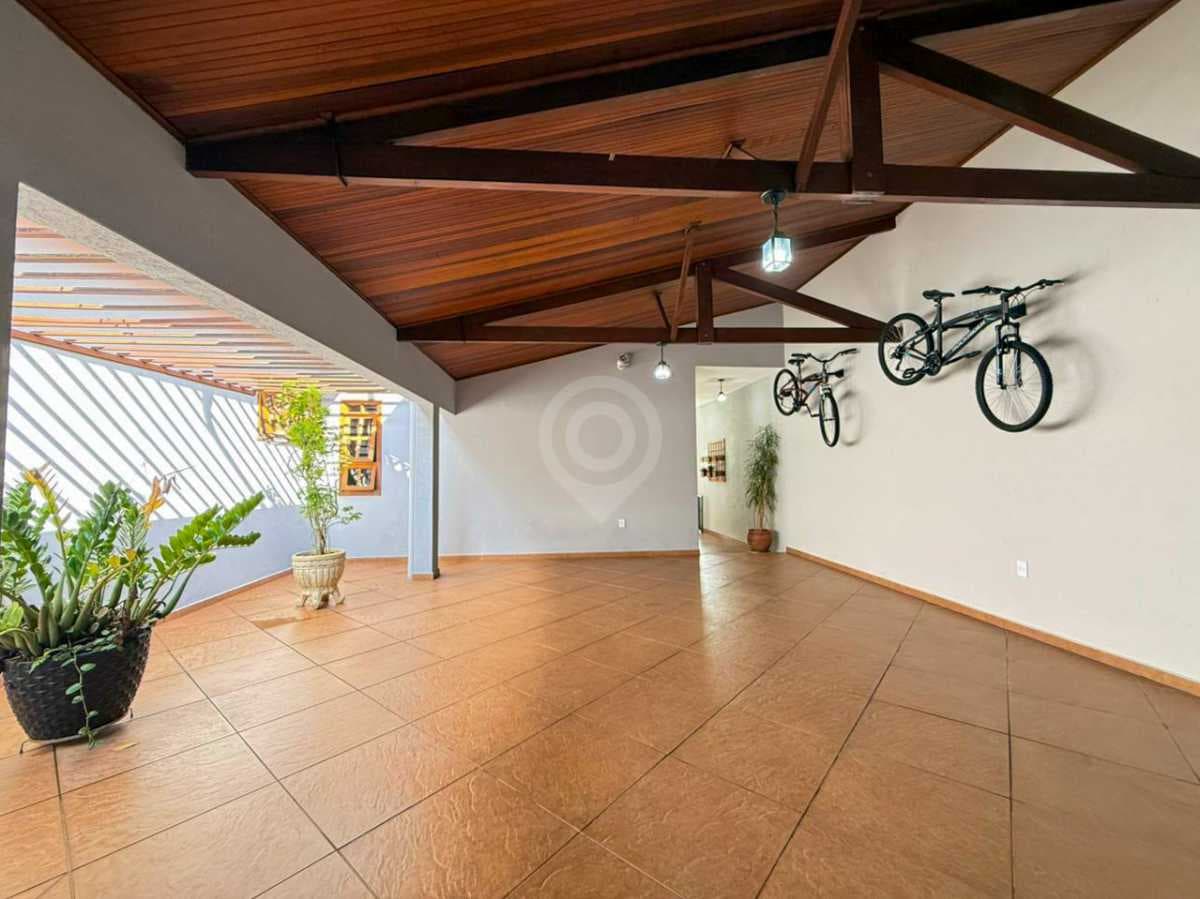 Casa de rua com 1 suíte no Loteamento Morrão Da Força — foto 3