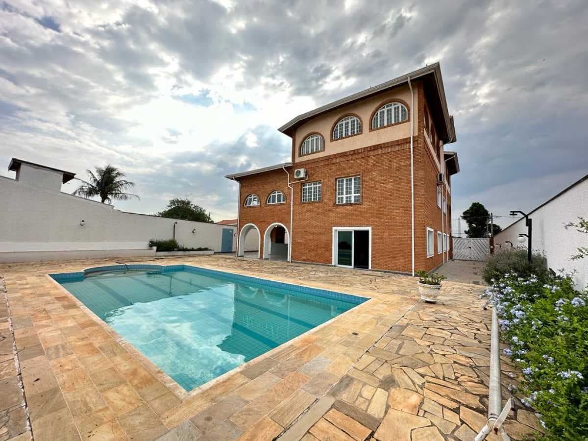 Casa em Condomínio com 3 suítes no Marambaia — foto 2