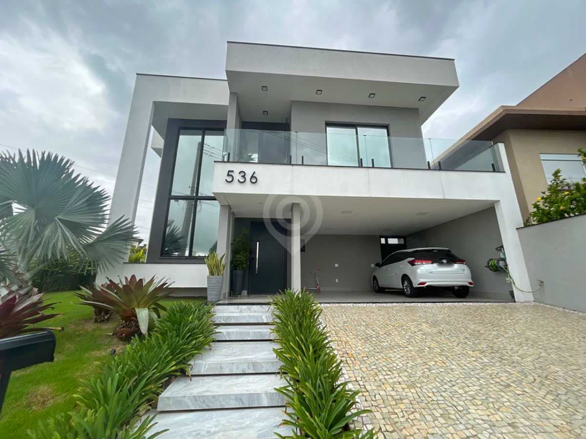 Casa em Condomínio com 3 suítes no Condominio Ville De France