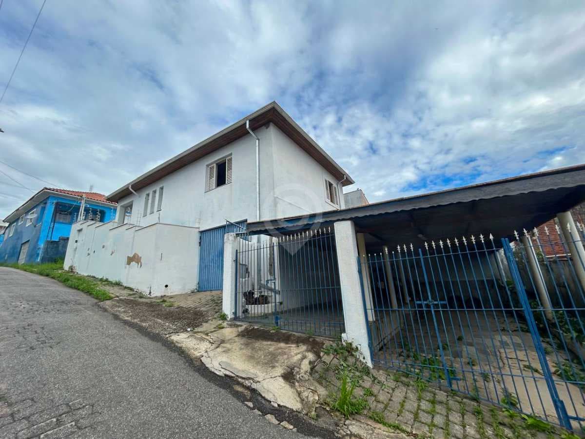 Casa de rua com 2 quartos no Vila Capelletto