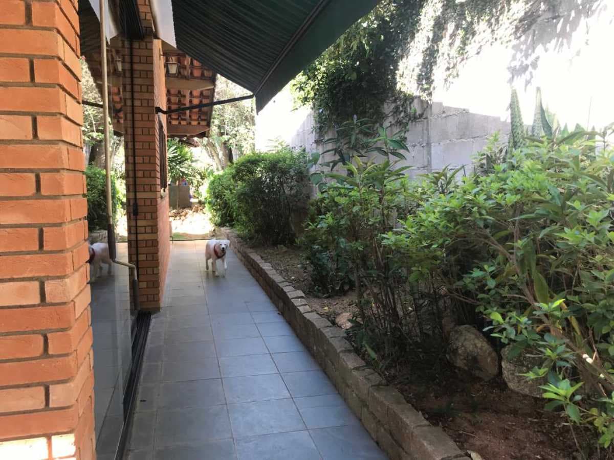 Casa de rua com 4 quartos no Chácaras São Bento — foto 3