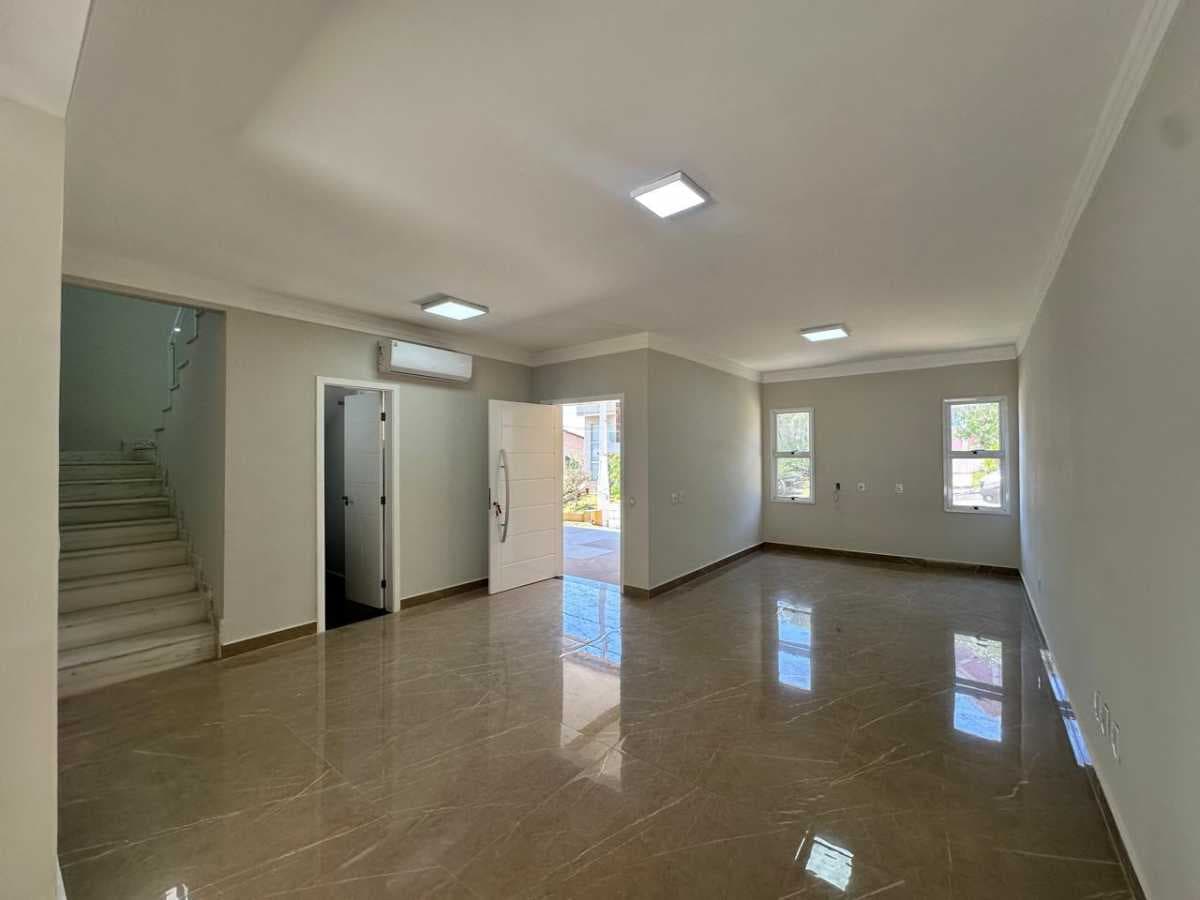 Casa em Condomínio com 3 suítes no Santa Claudina — foto 2