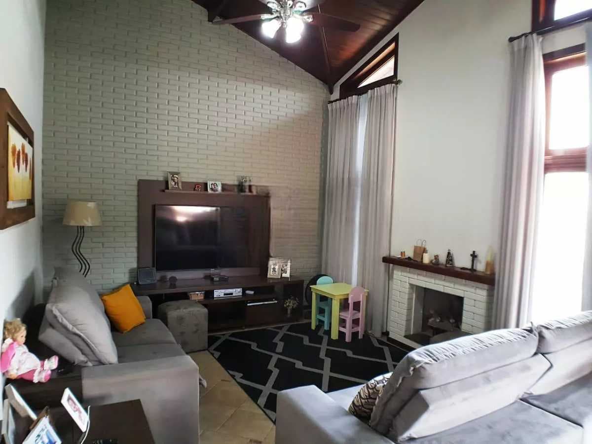 Casa em Condomínio com 1 suíte no Condomínio Recanto dos Paturis — foto 2