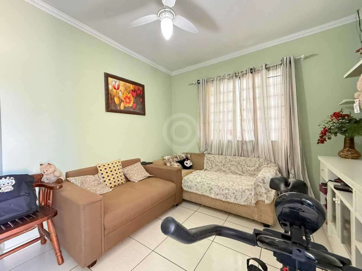 Casa de rua com 1 suíte no Parque San Francisco — foto 3
