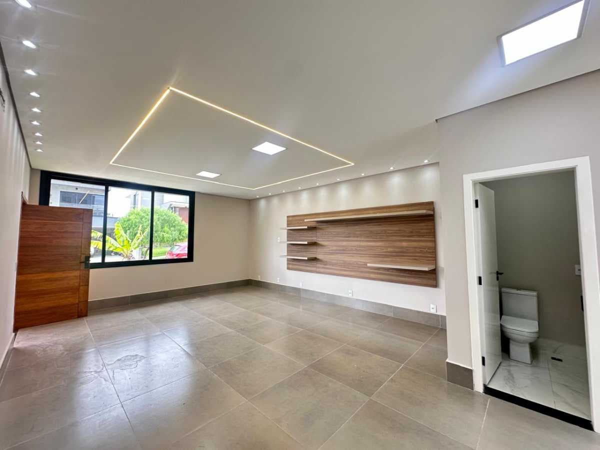 Casa em Condomínio com 3 suítes no Vila Pagano