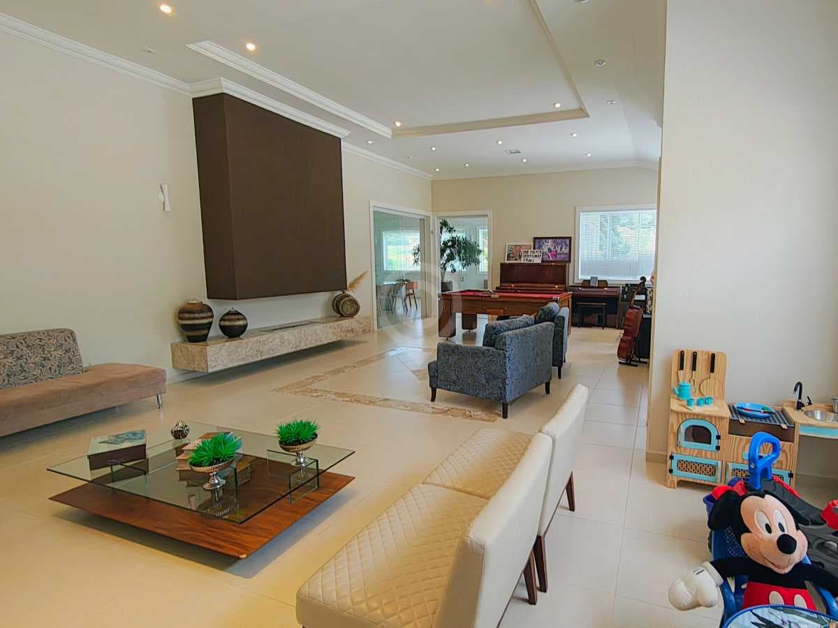 Casa em Condomínio com 6 suítes no Ville Chamonix — foto 3