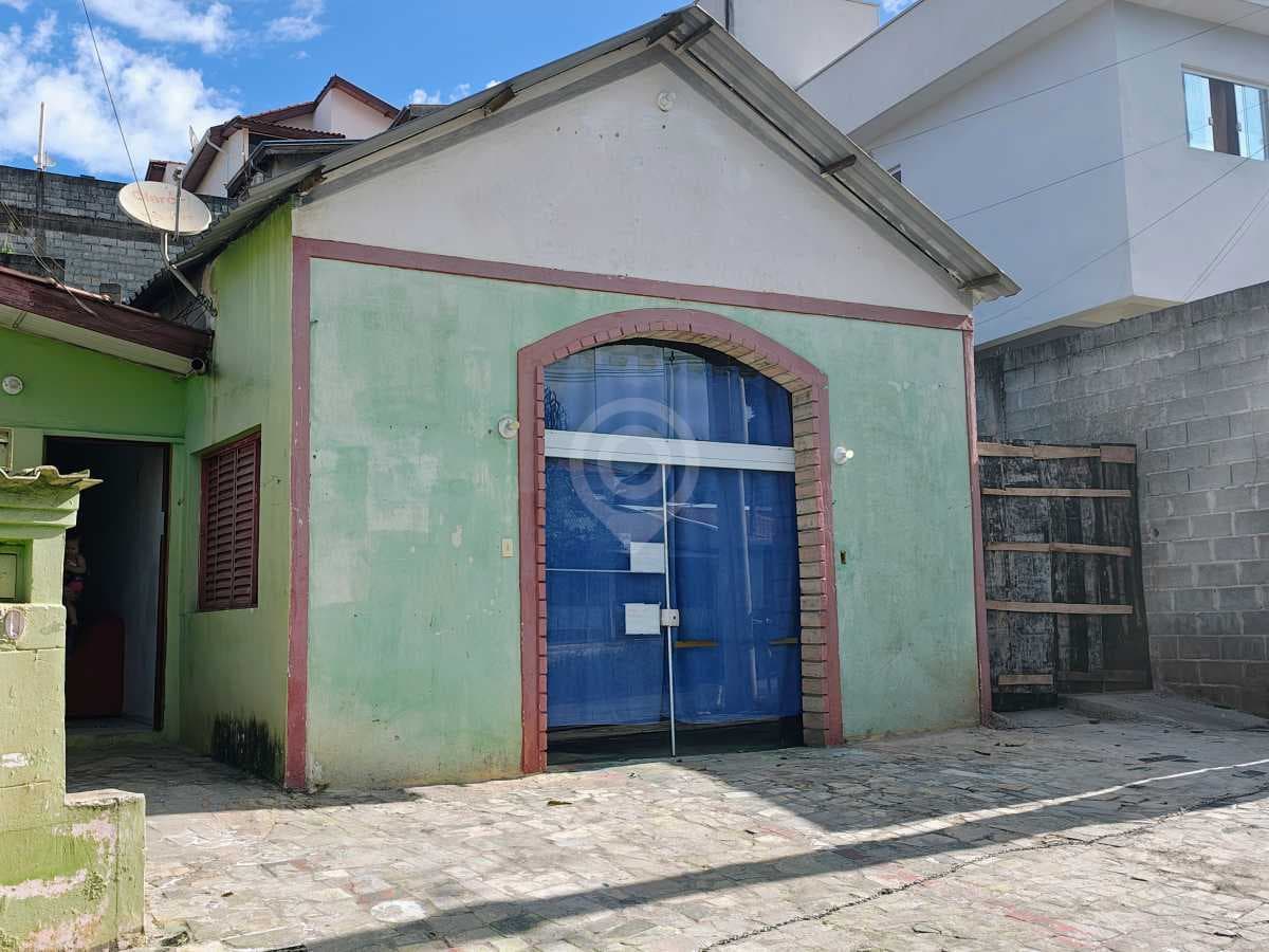 Casa de rua com 1 quarto no Parque da Colina