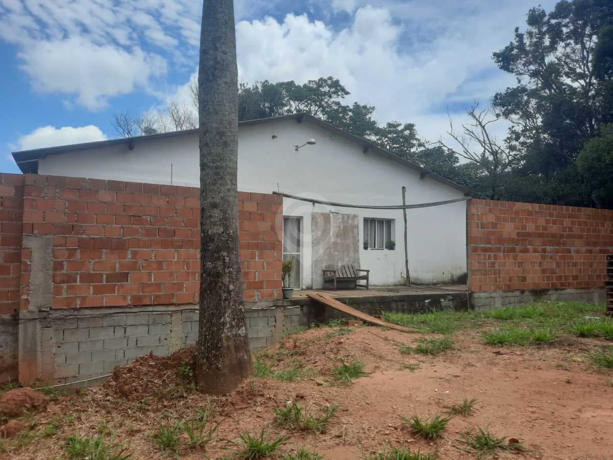 Casa de rua com 3 quartos no Chácara San Martin I — foto 2