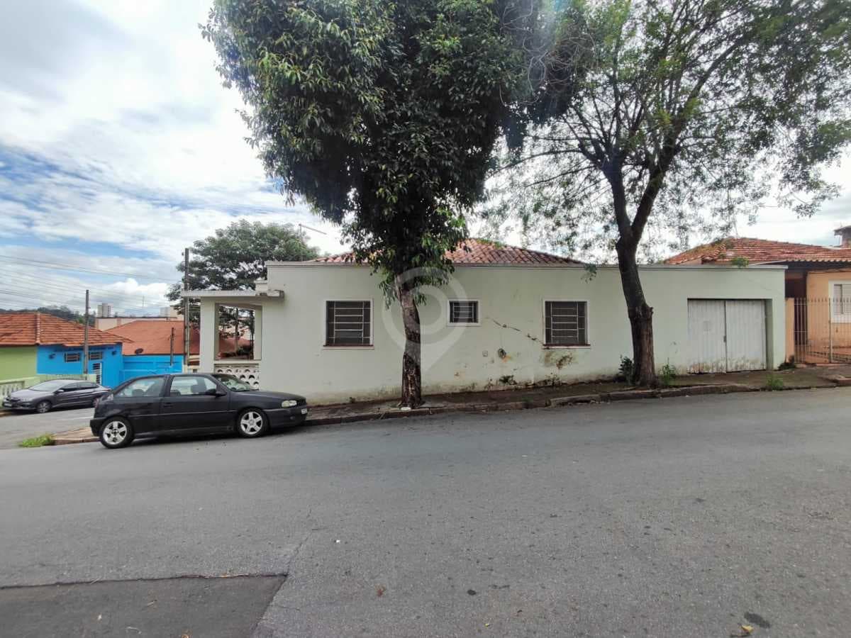 Casa de rua com 3 quartos no Jardim Belém — foto 3