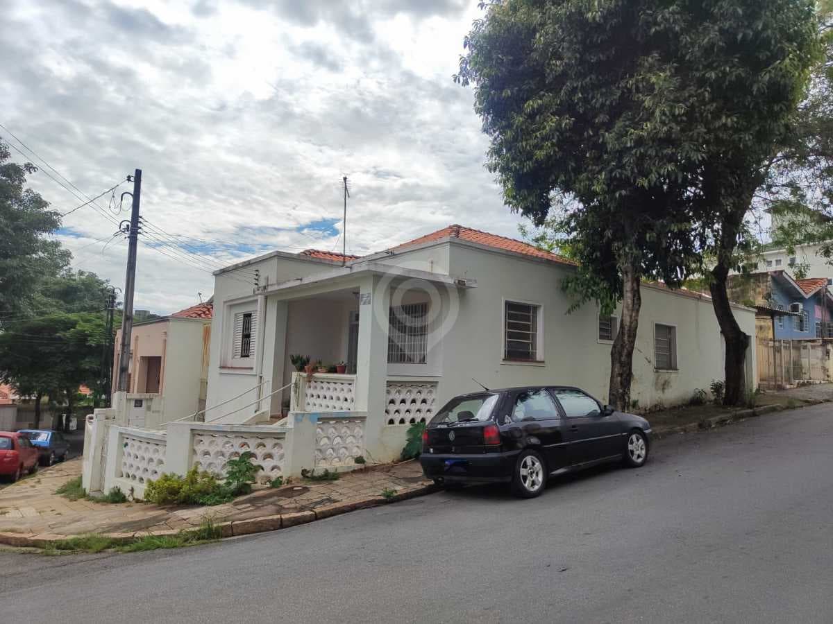 Casa de rua com 3 quartos no Jardim Belém — foto 2