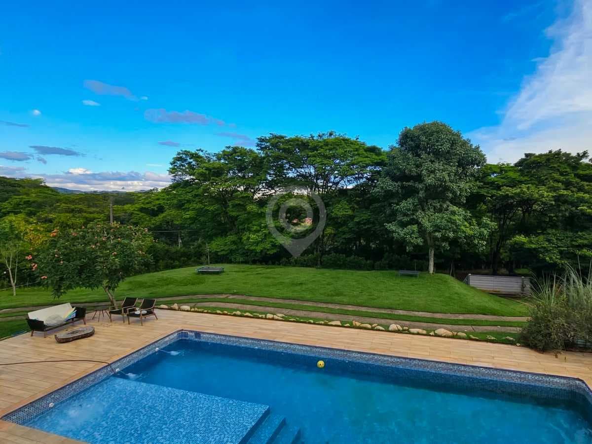 Casa em Condomínio com 4 suítes no Morada das Fontes — foto 3