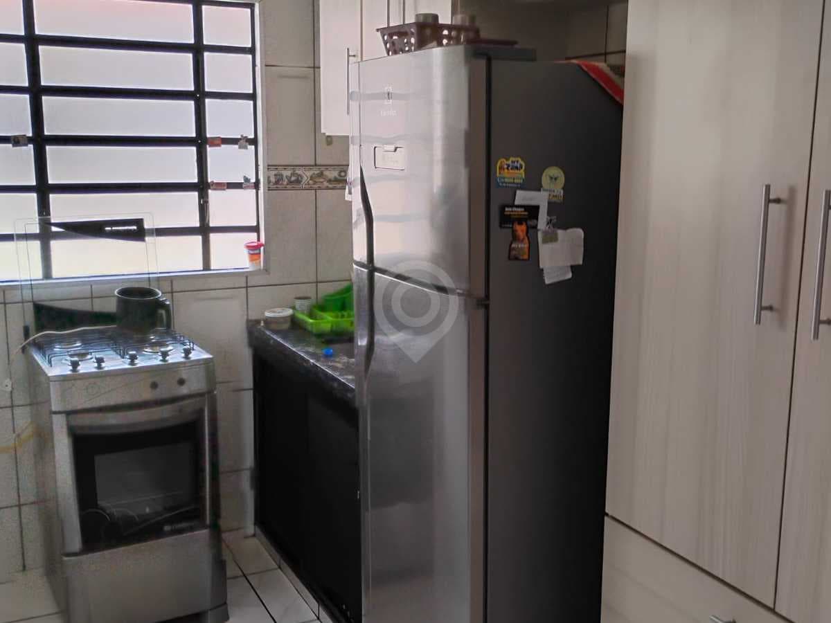 Apartamento com 3 quartos no Condomínio Residencial Beija Flor B — foto 2