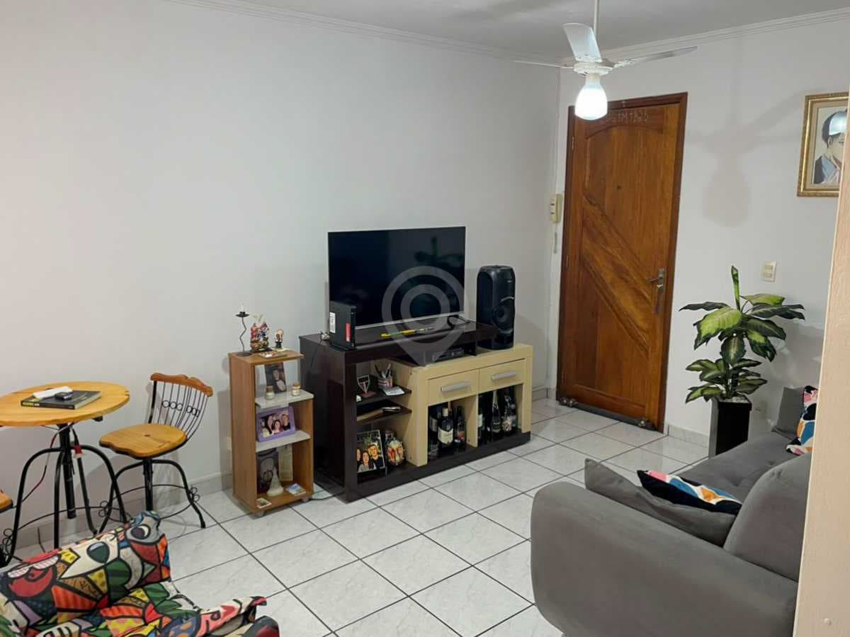Apartamento com 2 quartos no Condomínio Residencial Beija Flor B