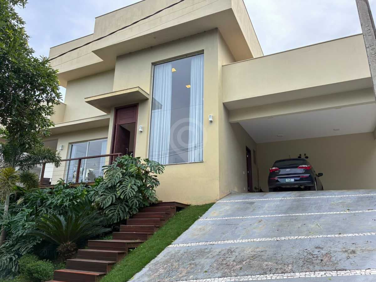 Casa em Condomínio com 3 suítes no Condominio Residencial Villa Ravenna