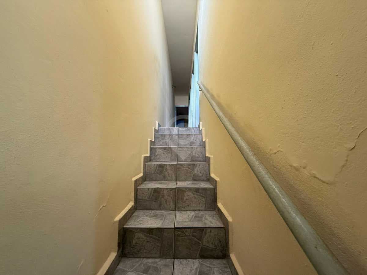 Casa de rua com 3 quartos no Vila Mutton — foto 2