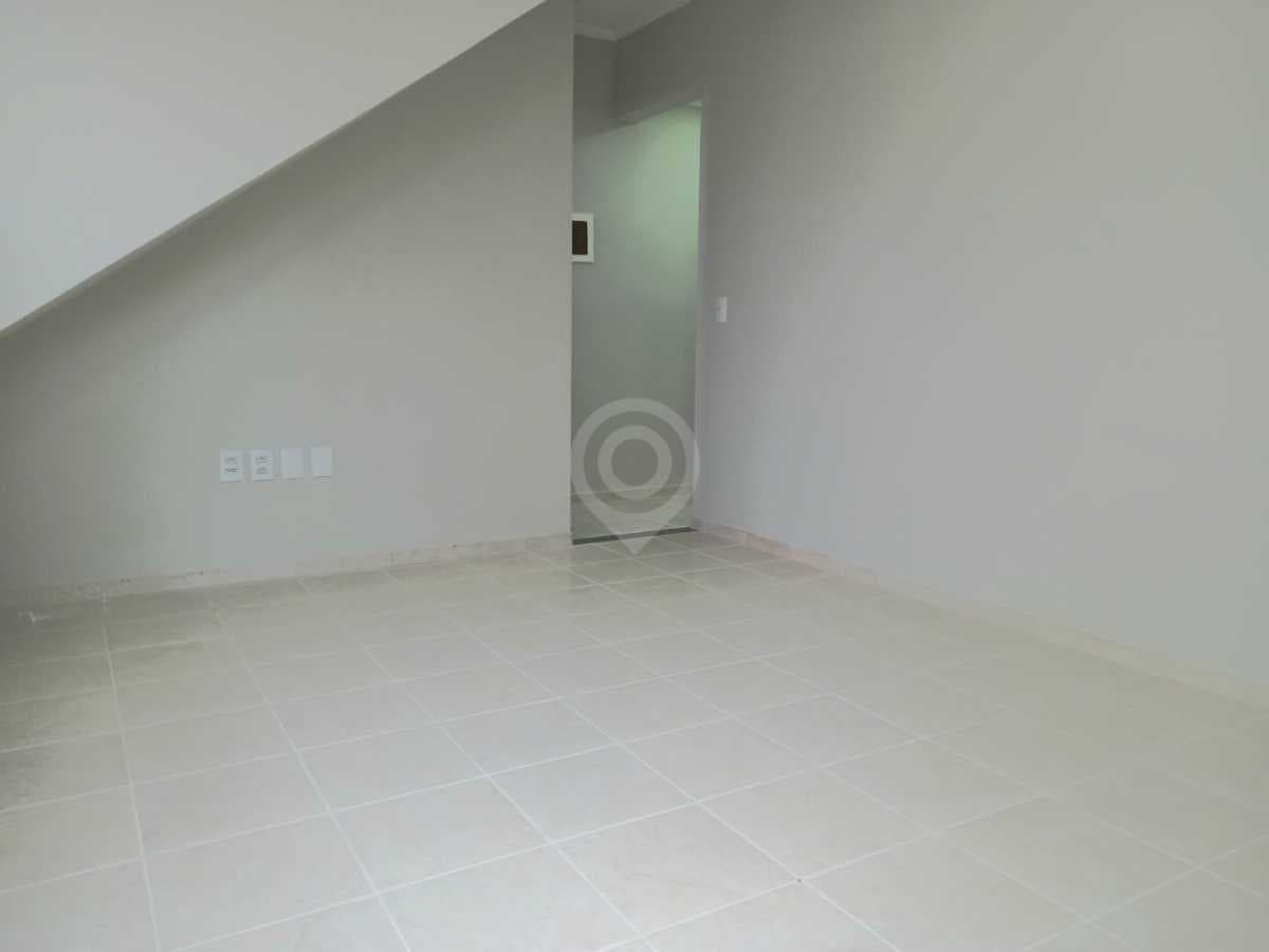Casa de rua com 2 quartos no Bairro do Engenho — foto 3