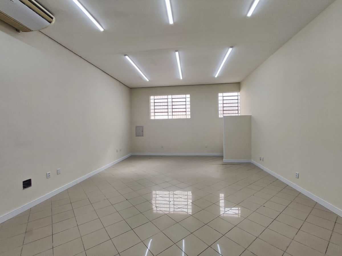 Sala no Centro
