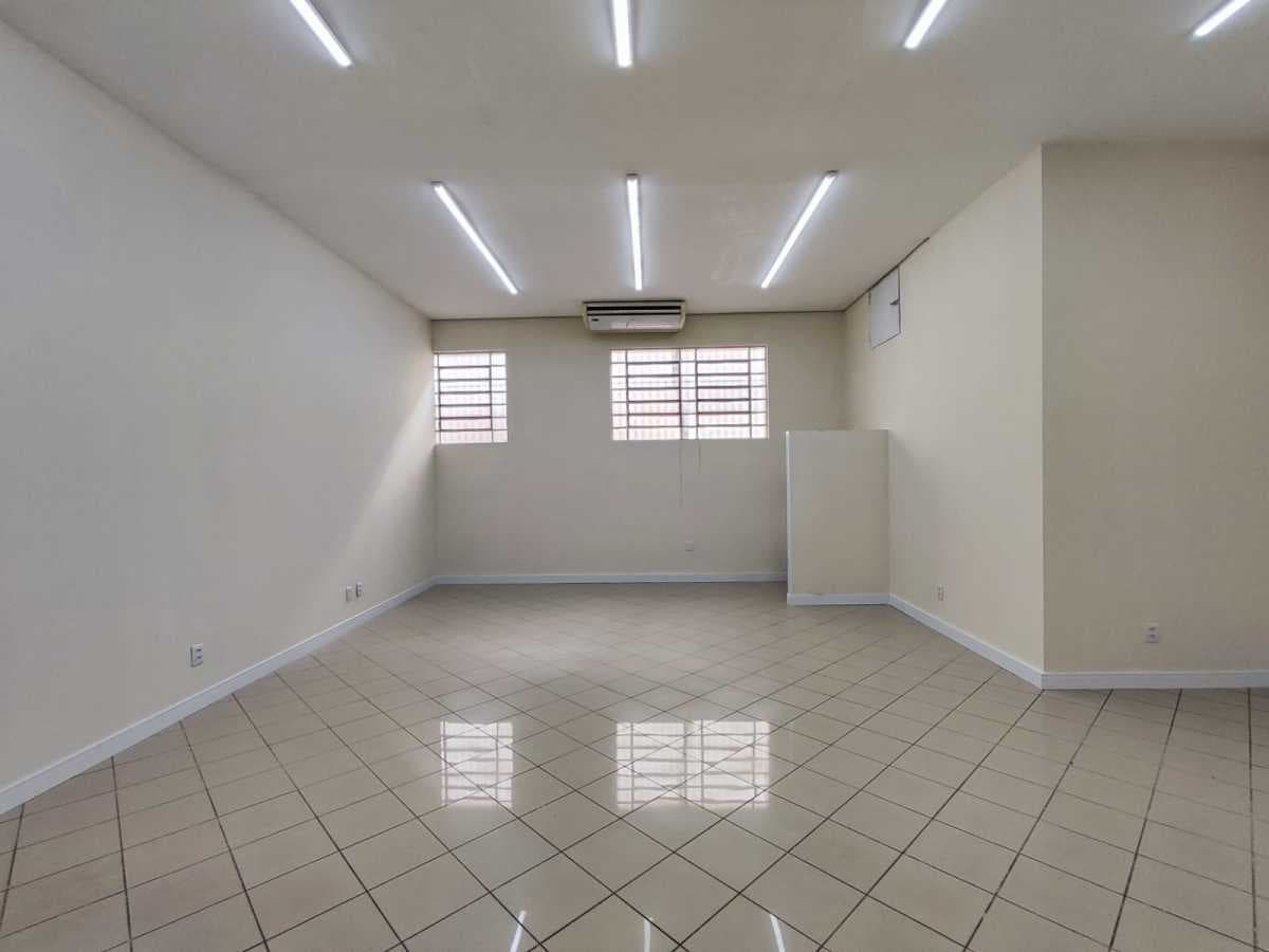 Sala no Centro
