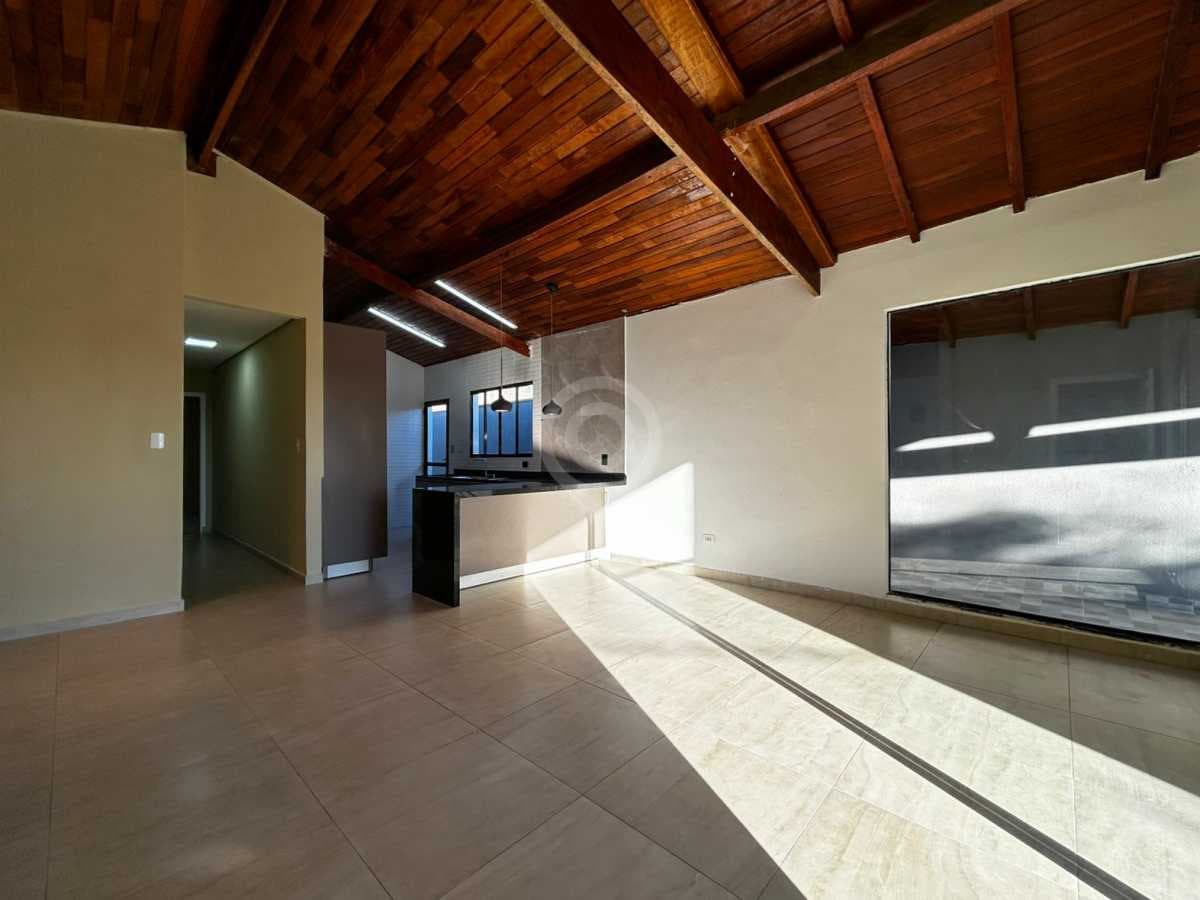 Casa de rua com 1 suíte no Loteamento Residencial Central Park I — foto 3