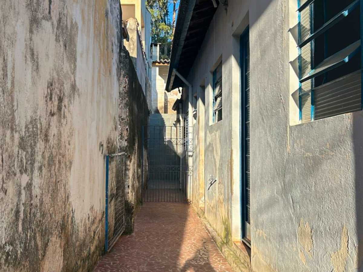 Casa de rua com 2 quartos no Vila Santa Terezinha — foto 2