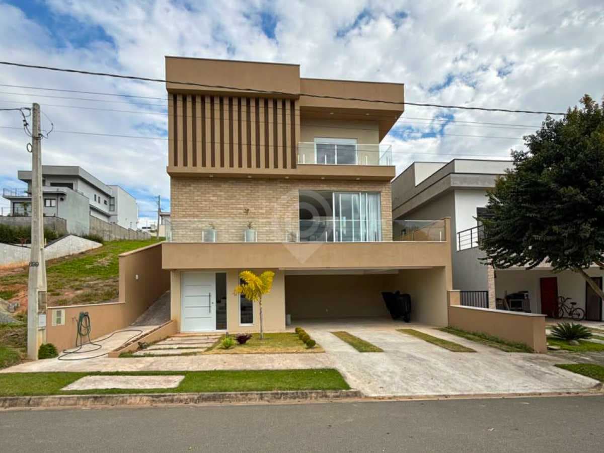 Casa em Condomínio com 3 suítes no Ecologie Residencial