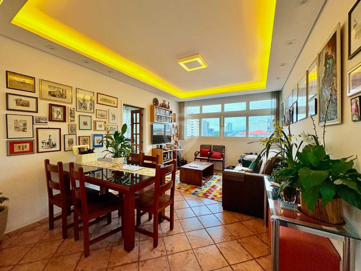 Apartamento com 3 quartos no Edifício Brasul