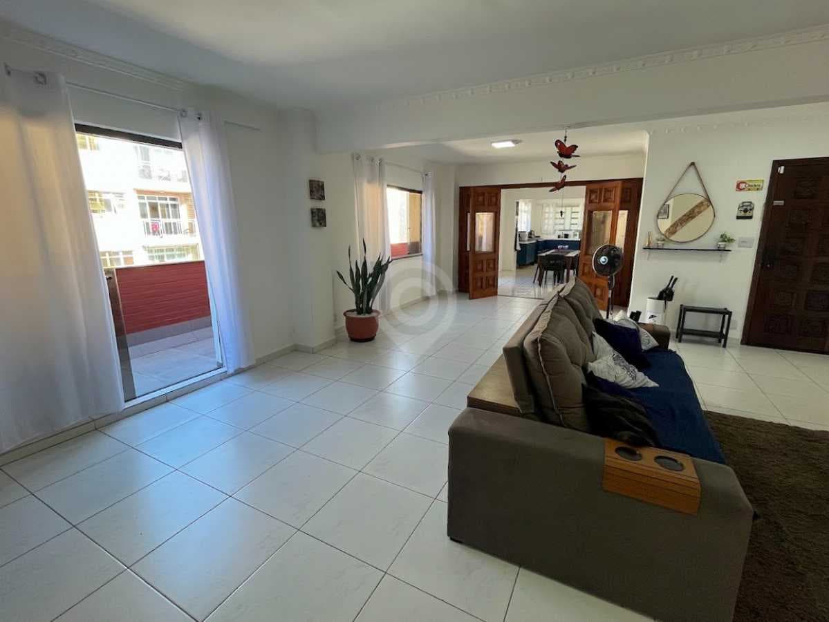 Apartamento com 3 suítes no Cidade Ocian — foto 3