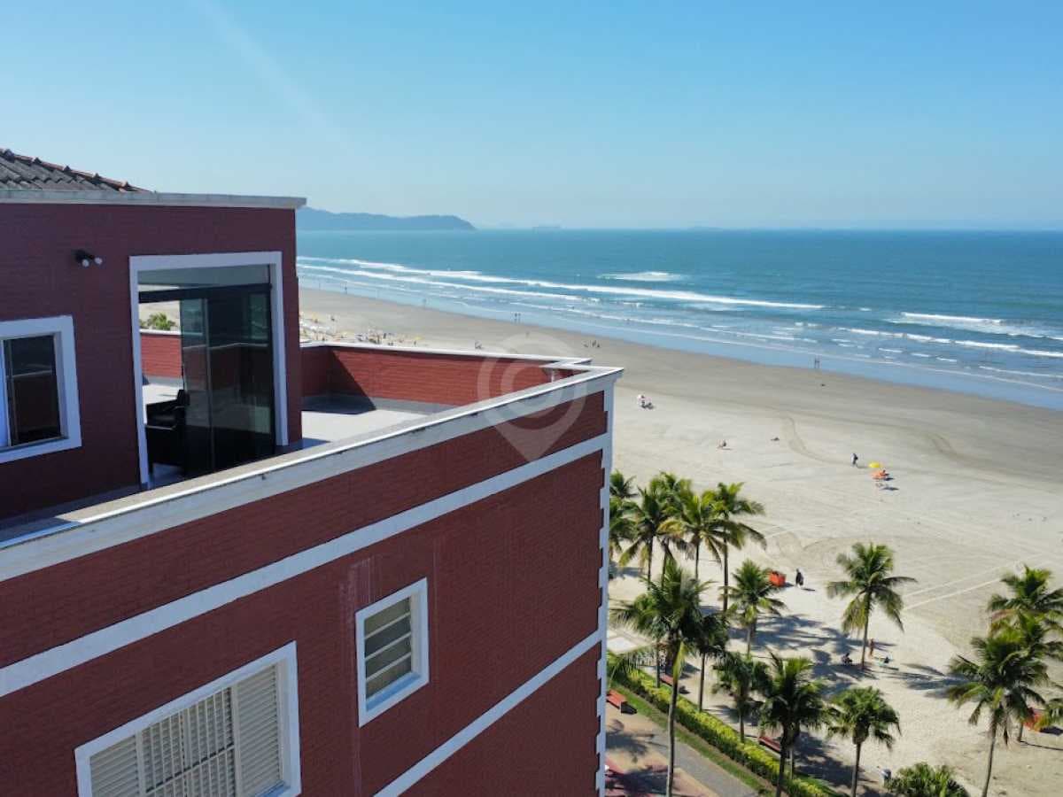 Apartamento com 3 suítes no Cidade Ocian