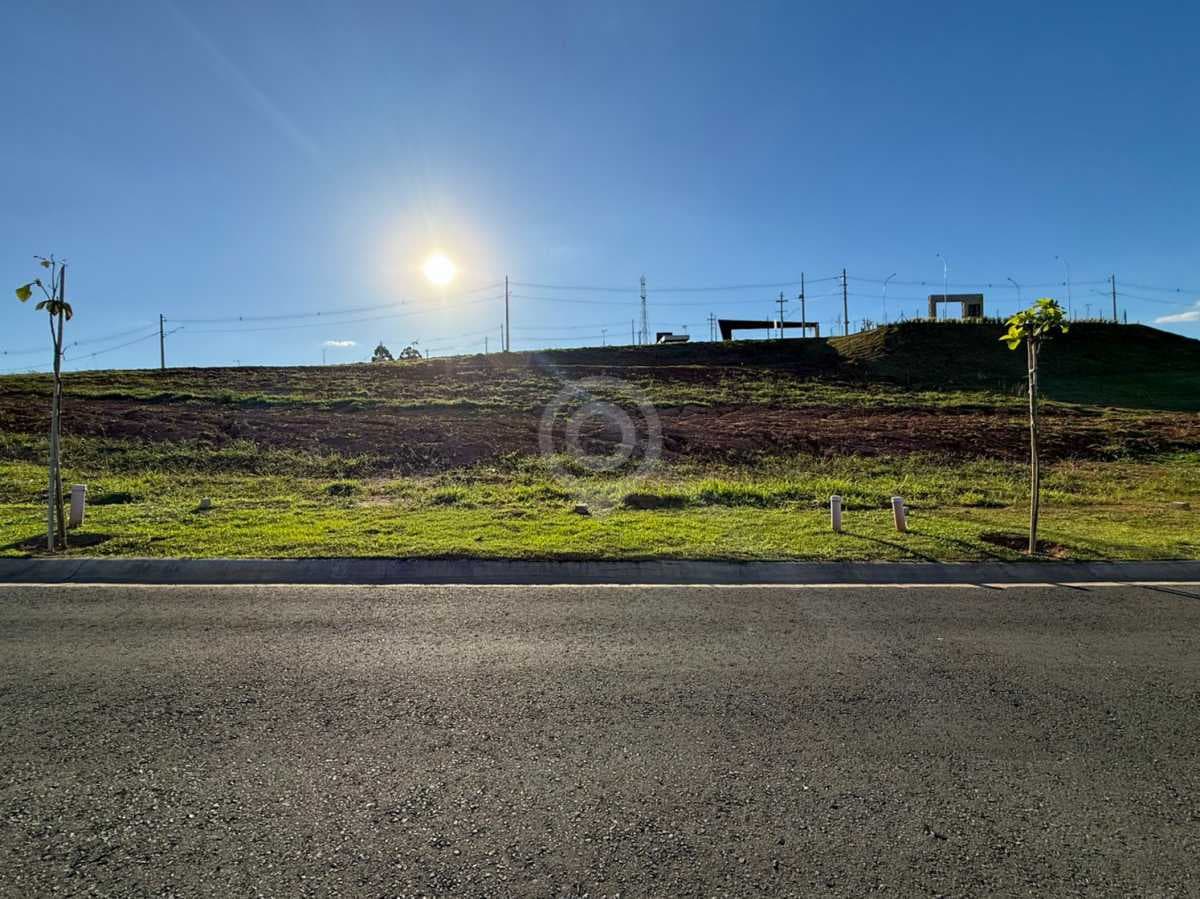 Terreno no Villagio Bellano
