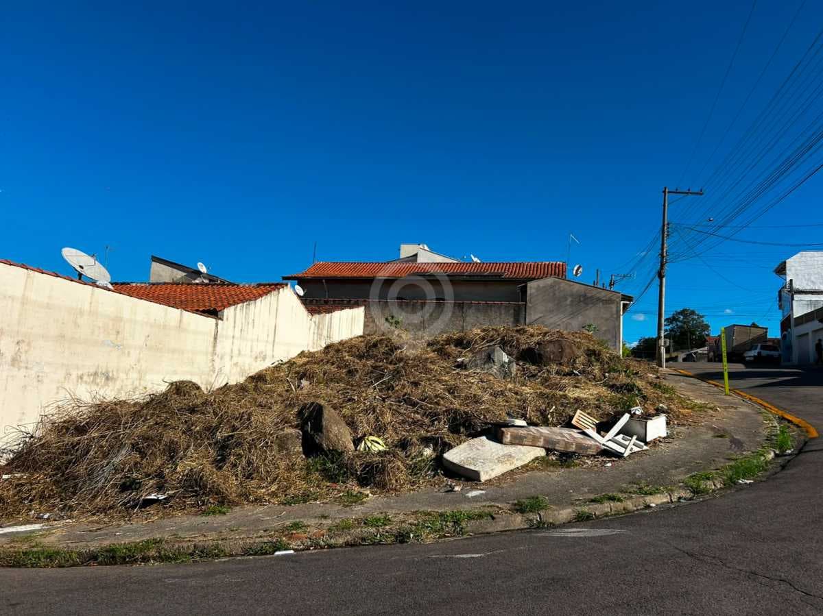 Terreno no Jardim Esplanada