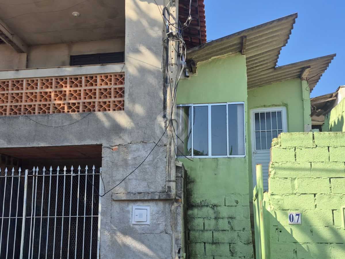 Casa de rua com 9 quartos no Jardim Maria — foto 3