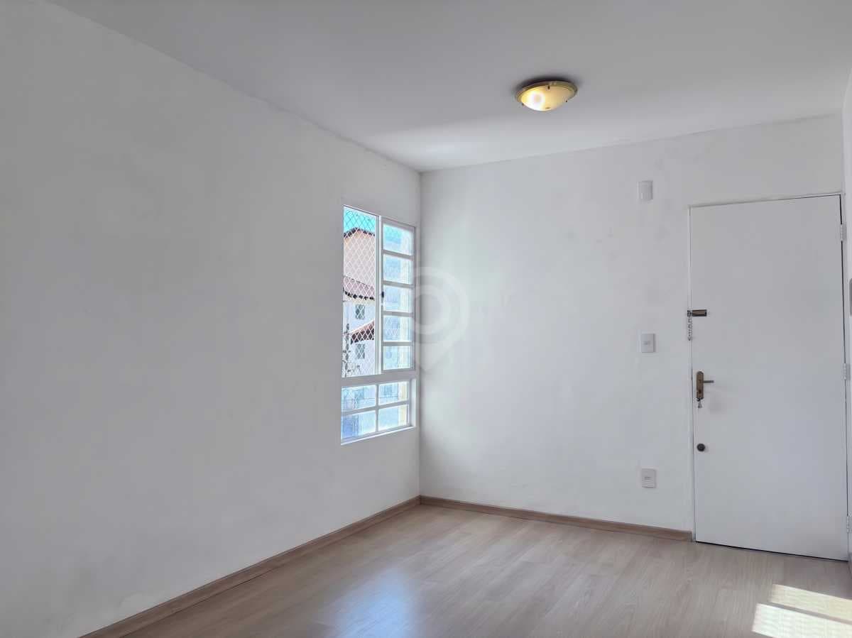 Apartamento com 2 quartos no Residencial Fumachi — foto 2