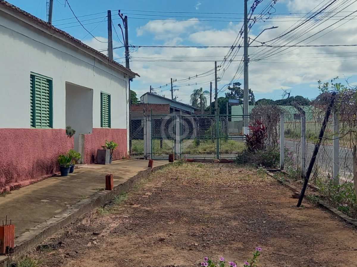 Casa de rua com 1 suíte no Centro — foto 2