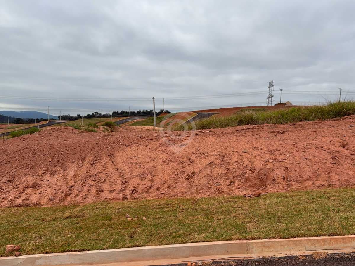 Terreno no Parque dos Antúrios