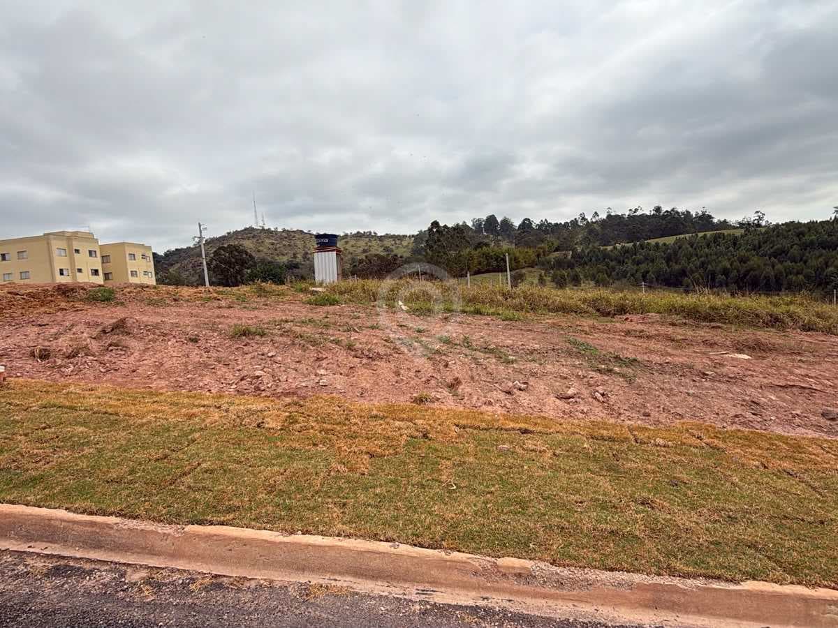 Terreno no Parque dos Antúrios