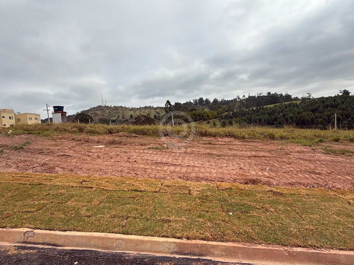 Terreno no Parque dos Antúrios