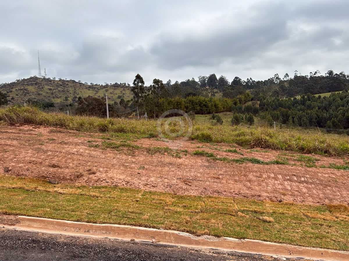 Terreno no Parque dos Antúrios