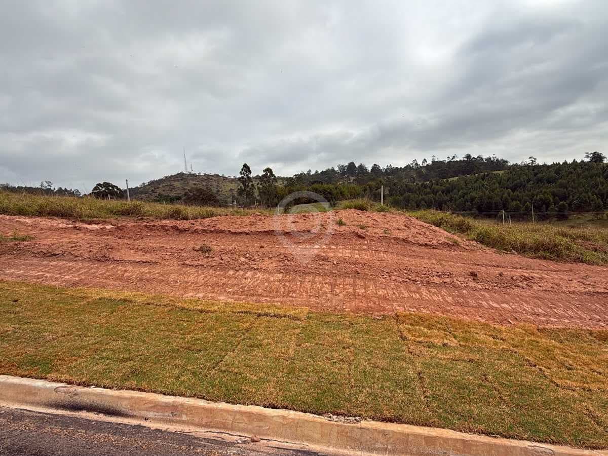 Terreno no Parque dos Antúrios