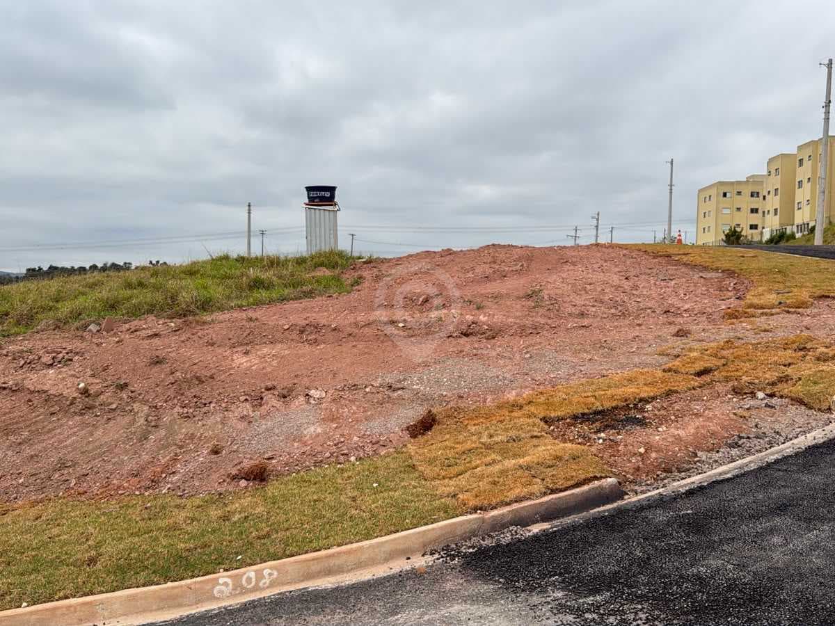 Terreno no Parque dos Antúrios