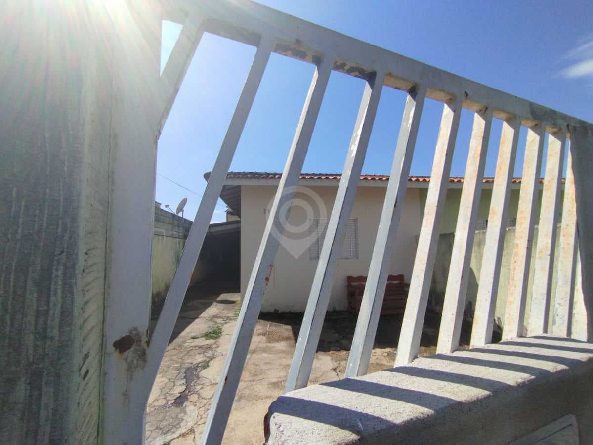 Casa de rua com 8 quartos no Jardim Novo Horizonte — foto 3