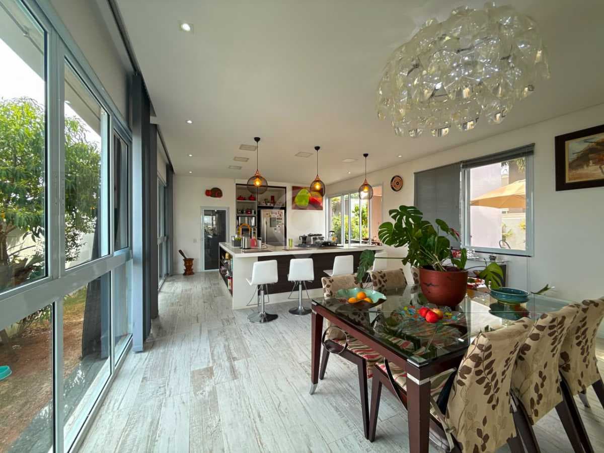 Casa em Condomínio com 3 suítes no Condominio Residencial Villa Ravenna — foto 2
