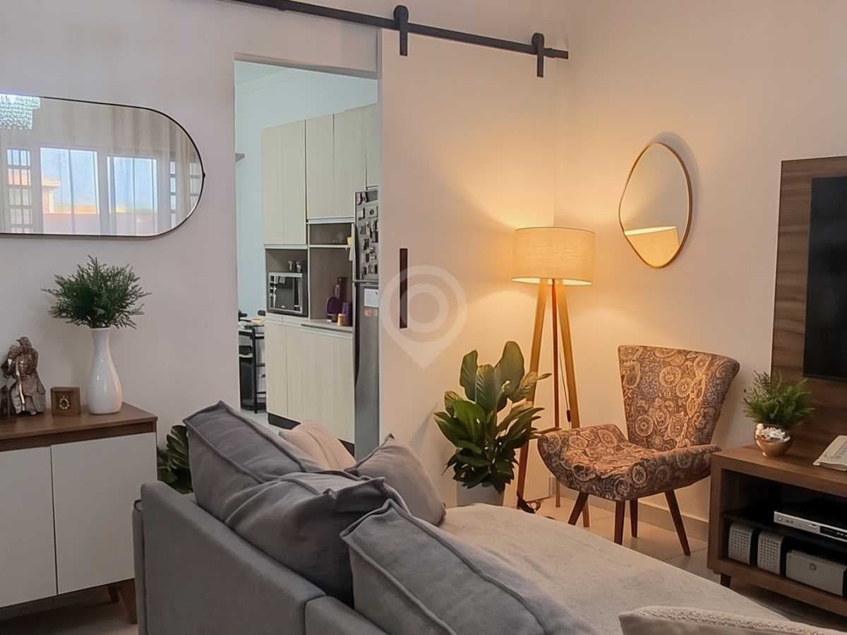 Casa de rua com 2 quartos no Bairro do Engenho