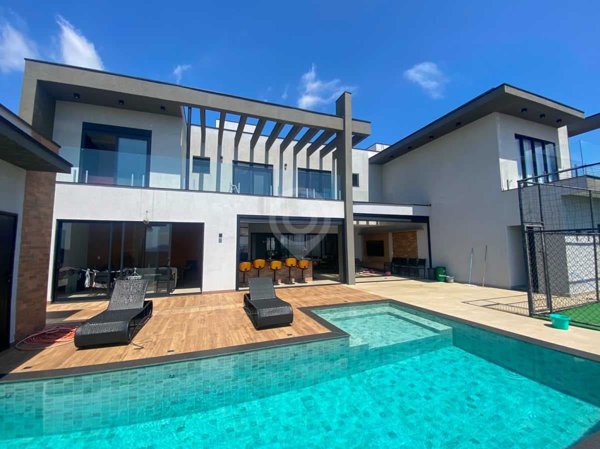 Casa em Condomínio com 4 suítes no Condomínio Itatiba Country Club