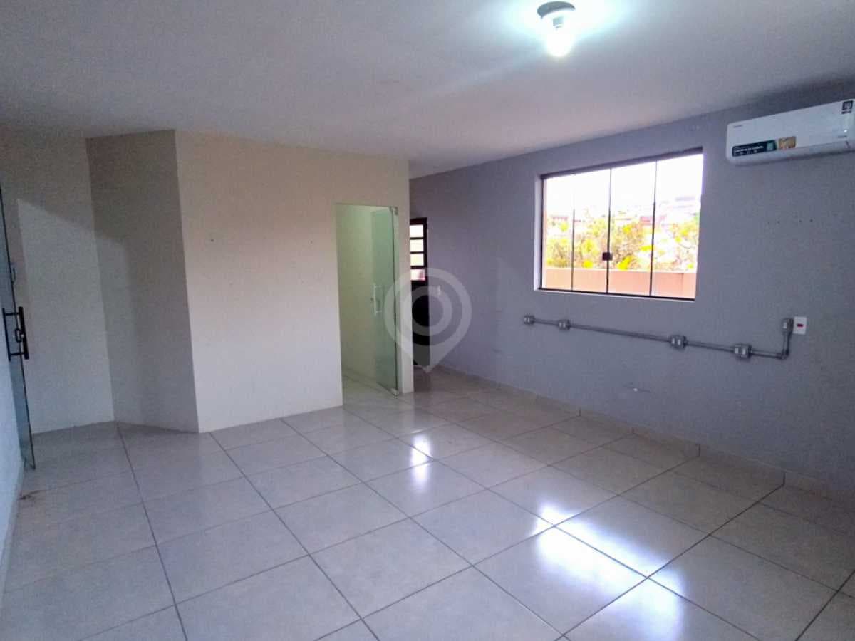 Sala no Jardim Ipê