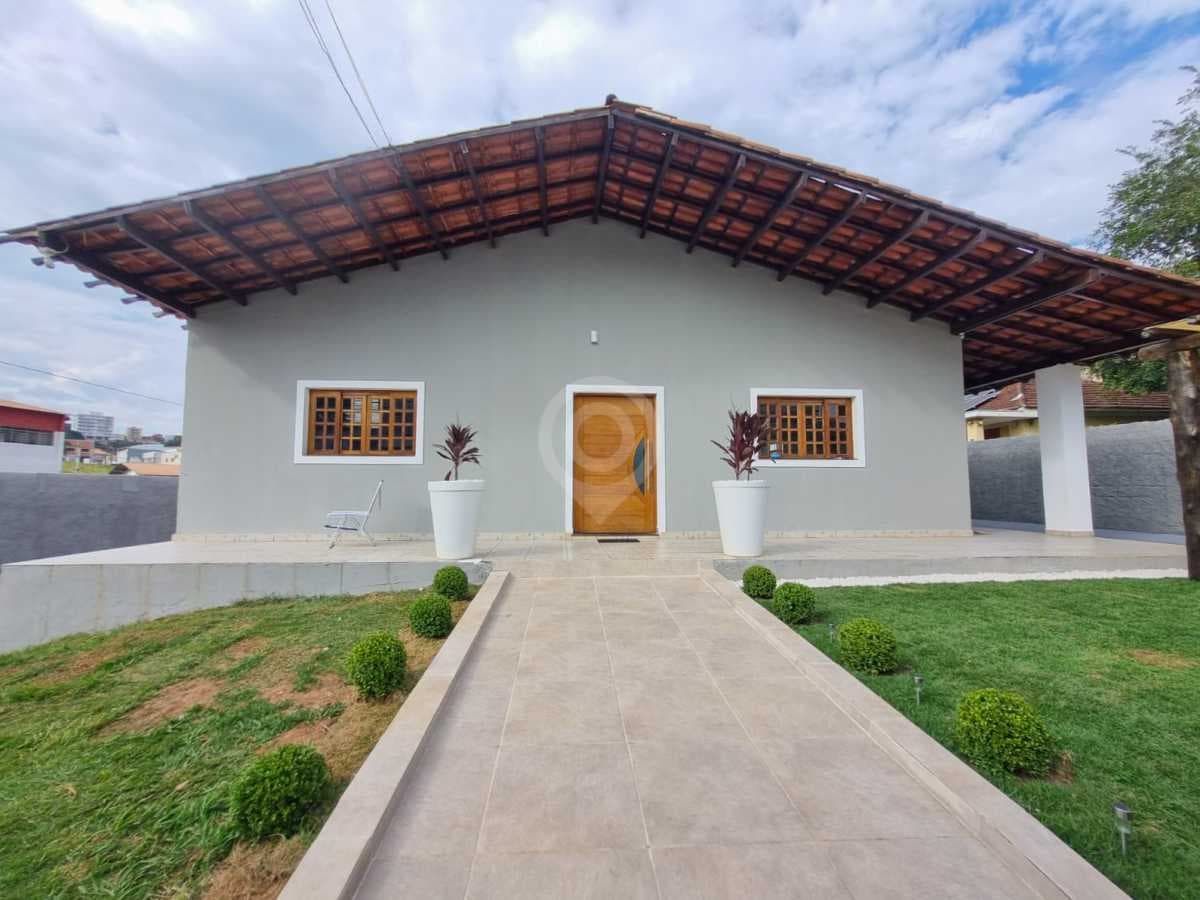Casa de rua com 1 suíte no Centro — foto 3