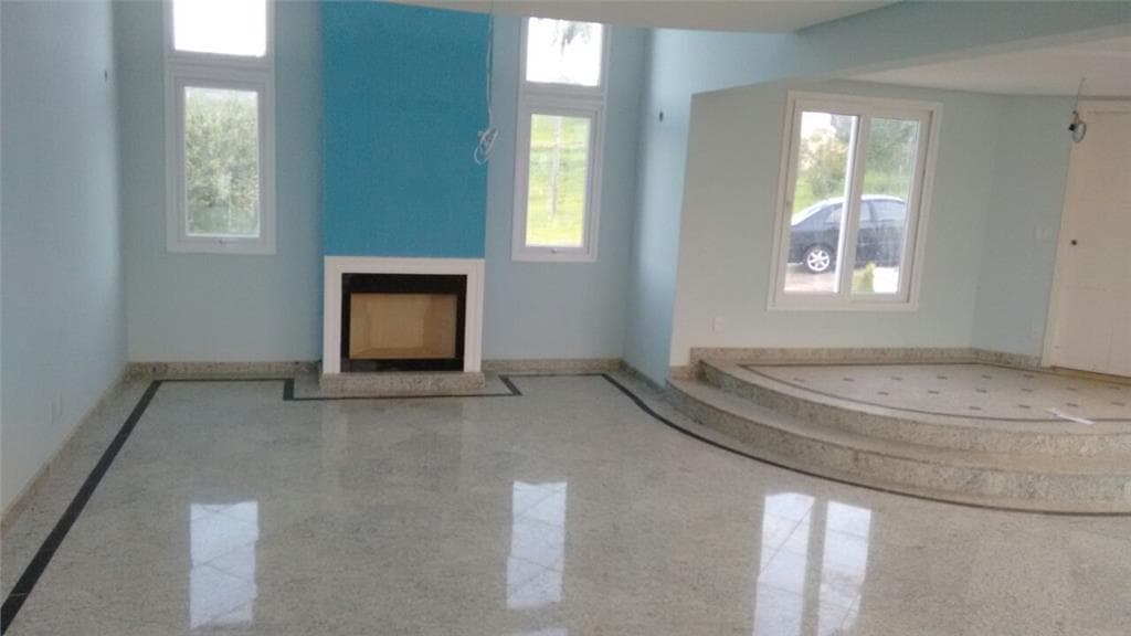 Casa em Condomínio com 3 suítes no Residencial Villaggio Paradiso