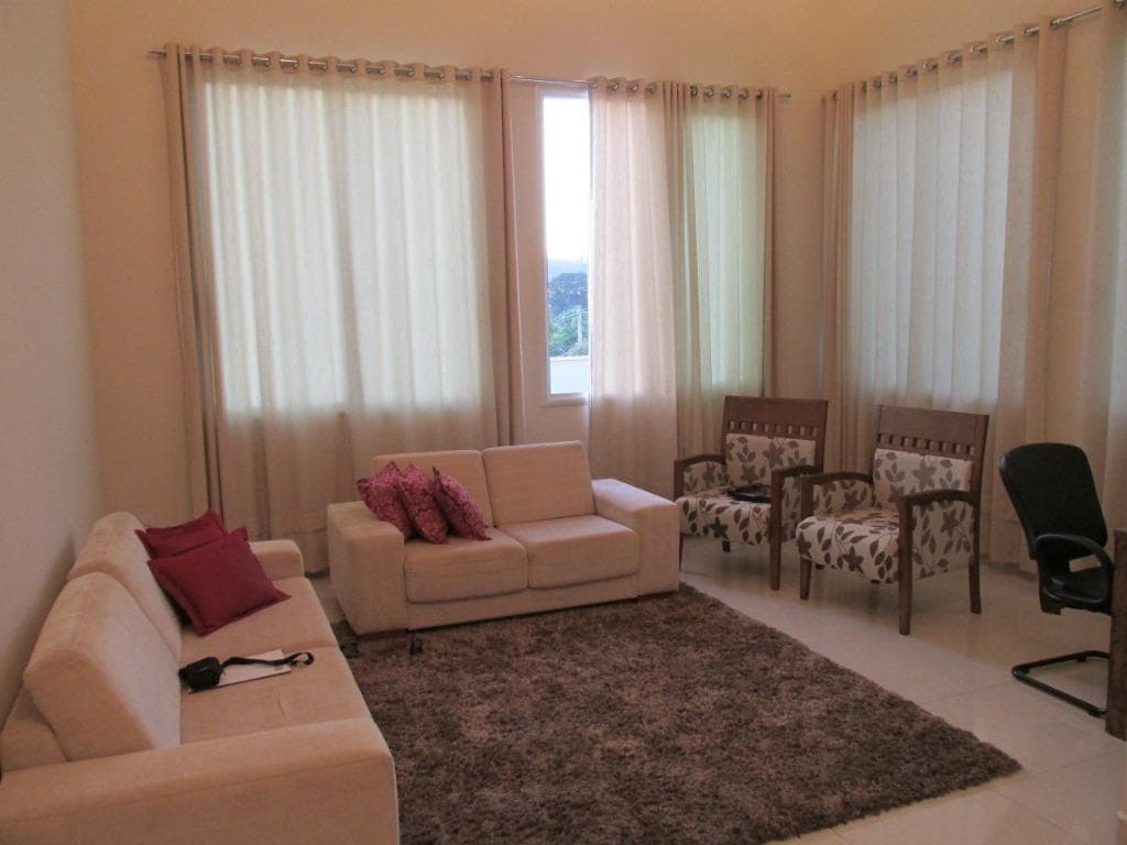 Casa de rua com 1 suíte no Jardim Flaiban — foto 2