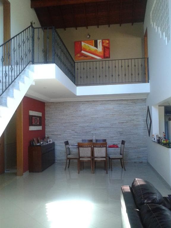 Casa de rua com 3 suítes no Jardim Leonor — foto 2