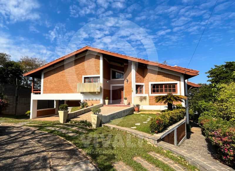 Casa em Condomínio com 2 suítes no Condomínio Parque das Laranjeiras