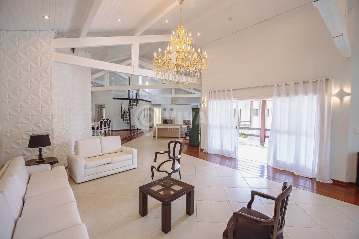 Casa em Condomínio com 6 suítes no Condomínio Parque das Laranjeiras — foto 2